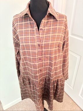 Plaid Button-Front Smock Dress in Rust and Olive